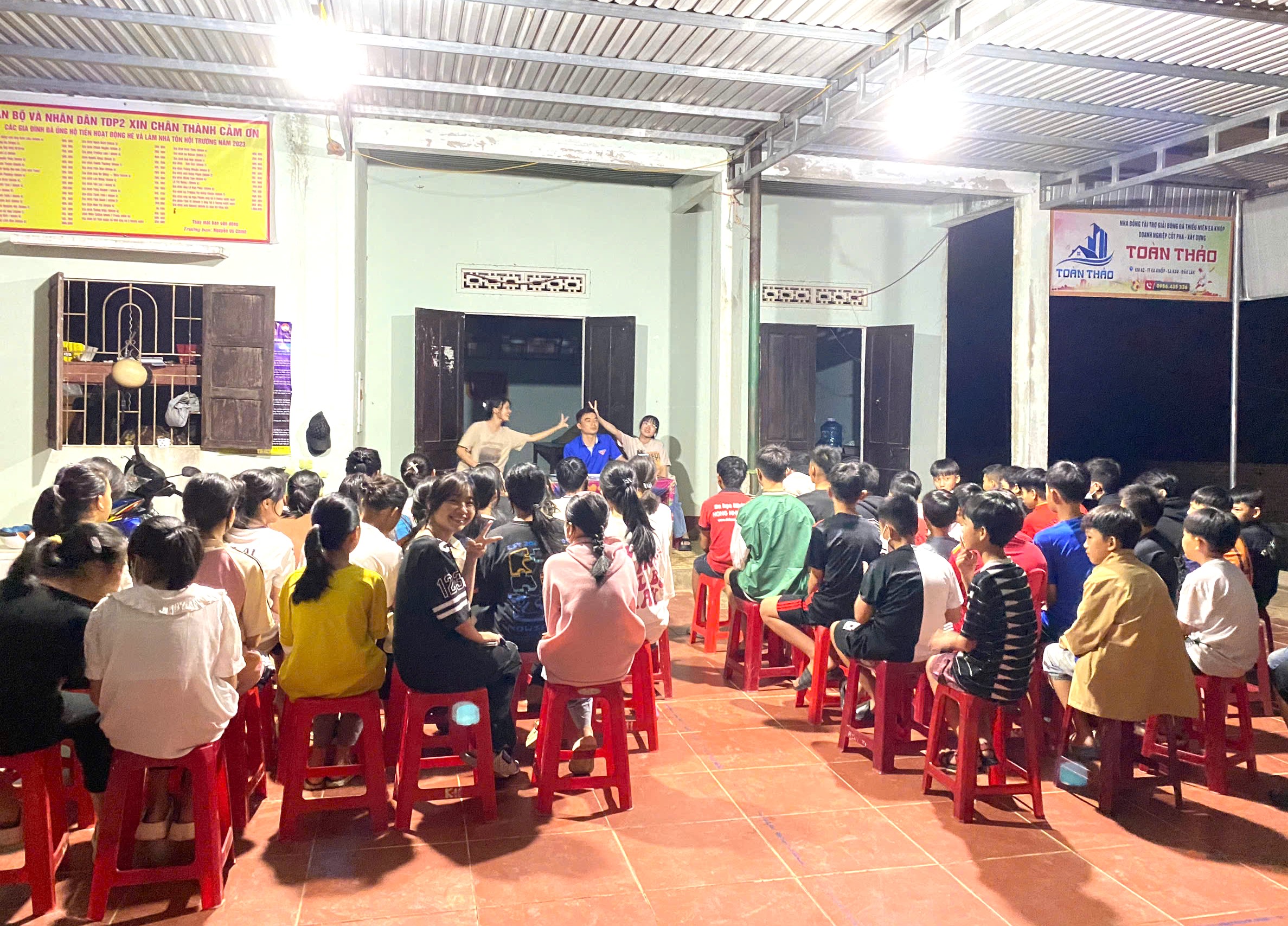 Hoạt động hè8